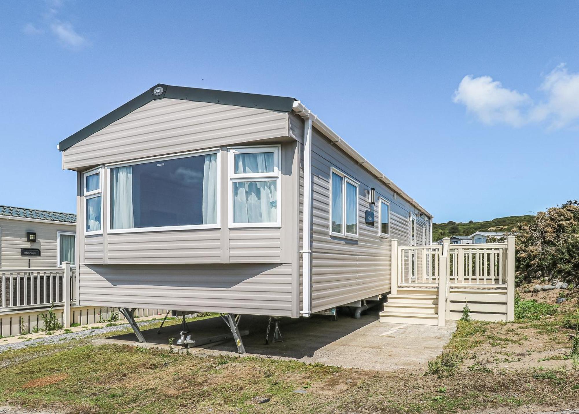 Waters Edge Leisure Park Hotel Cardigan Eksteriør billede