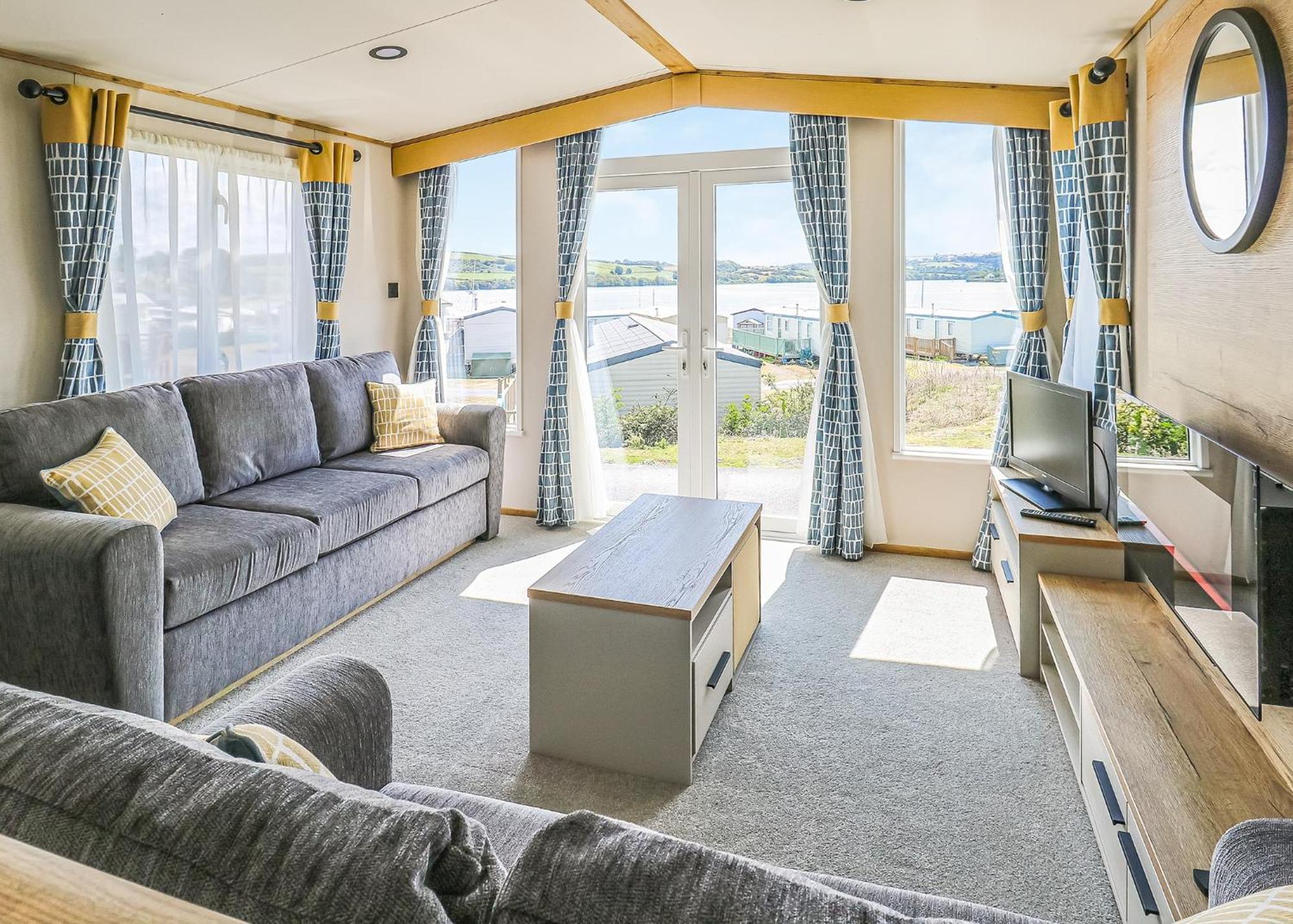 Waters Edge Leisure Park Hotel Cardigan Eksteriør billede