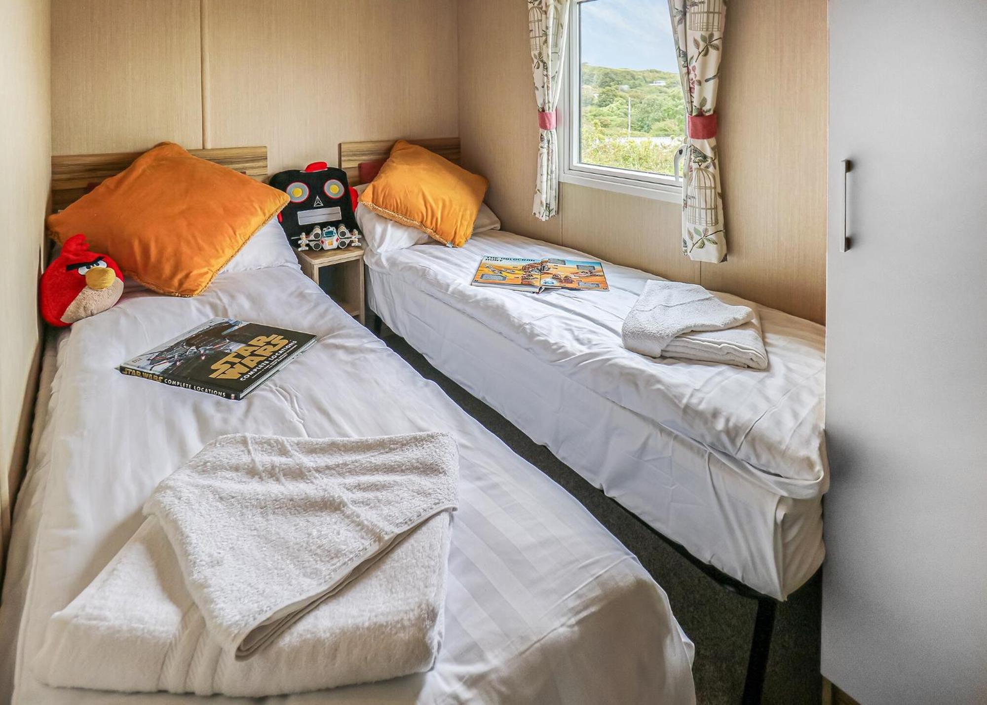 Waters Edge Leisure Park Hotel Cardigan Eksteriør billede